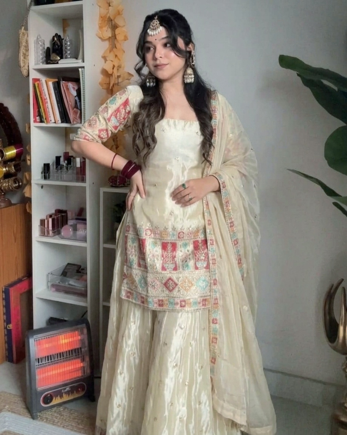 Image of yamuna creation Printed Kurta, Palazzo & Dupatta Set
