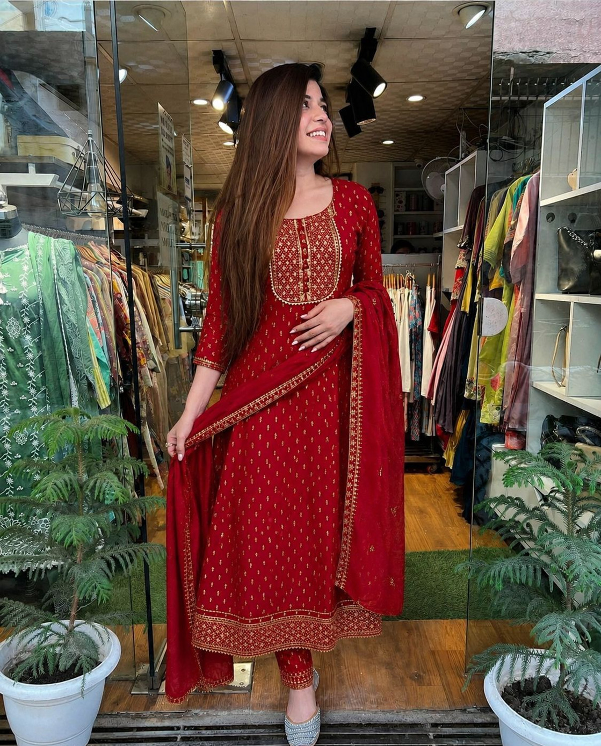 Image of HOUSE OF COMMON Printed Kurta, Trouser /Pant & Dupatta Set