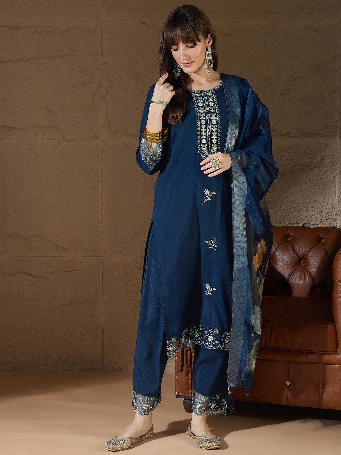 Image of VredeVogel Embroidered Kurta, Trouser /Pant & Dupatta Set