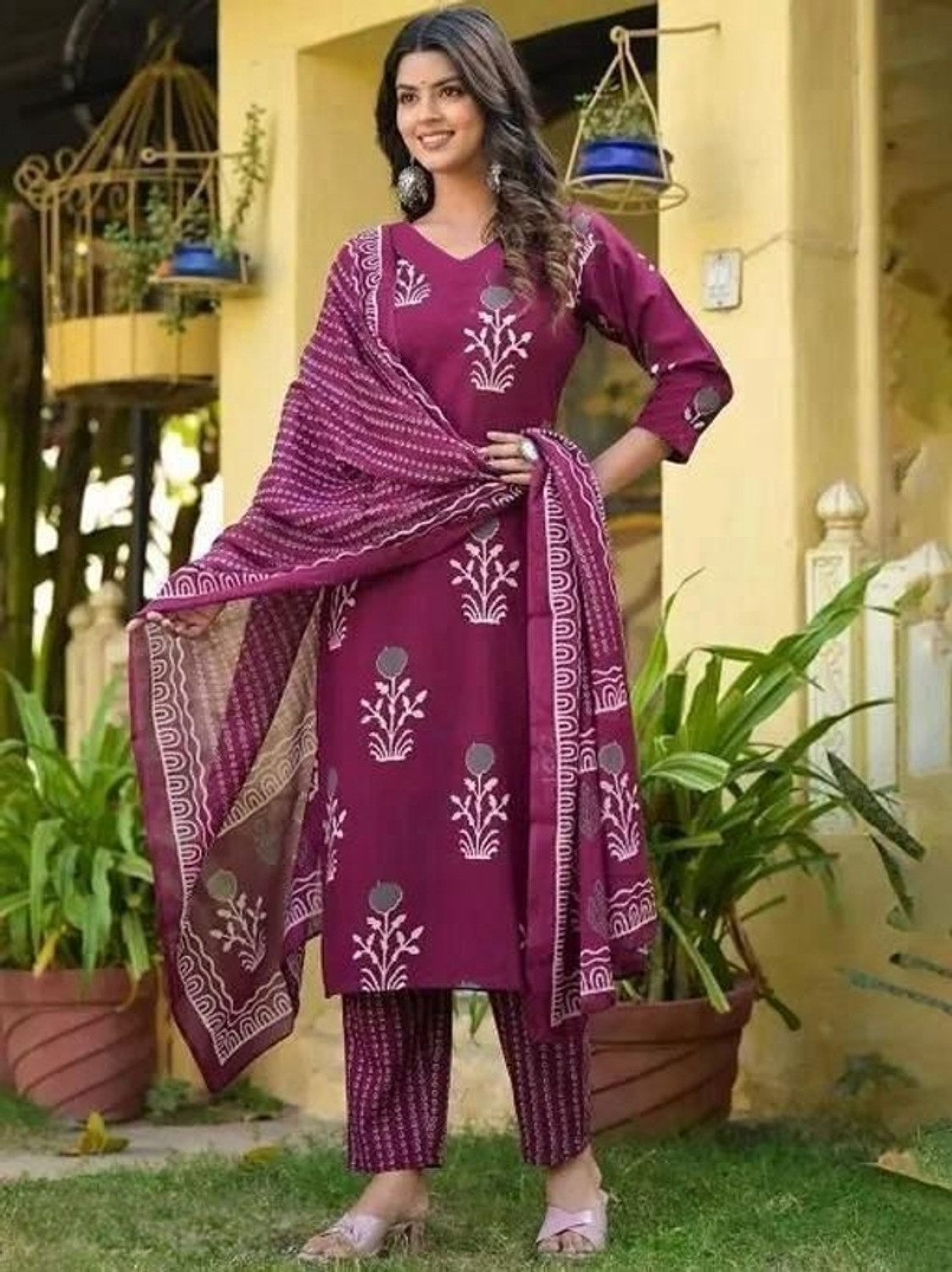 Image of TUHIRAAJ Printed Kurta, Salwar & Dupatta Set