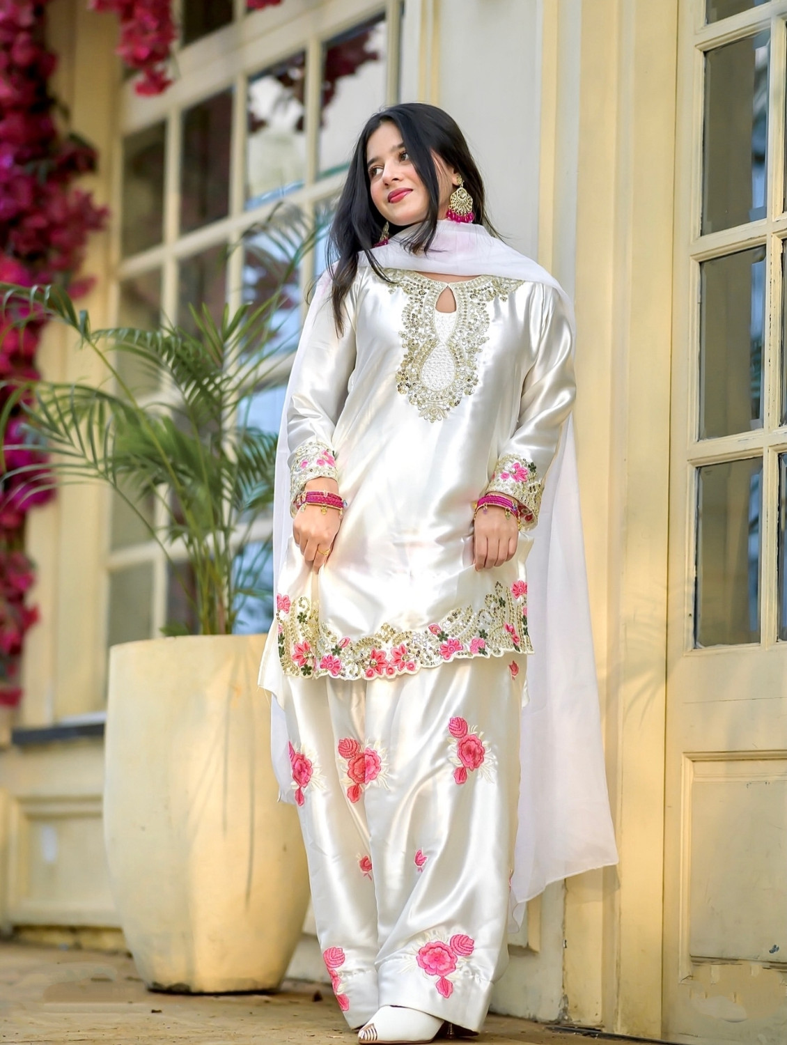 Image of SAWARIYA FASHION Embroidered Kurta, Patiala & Dupatta Set