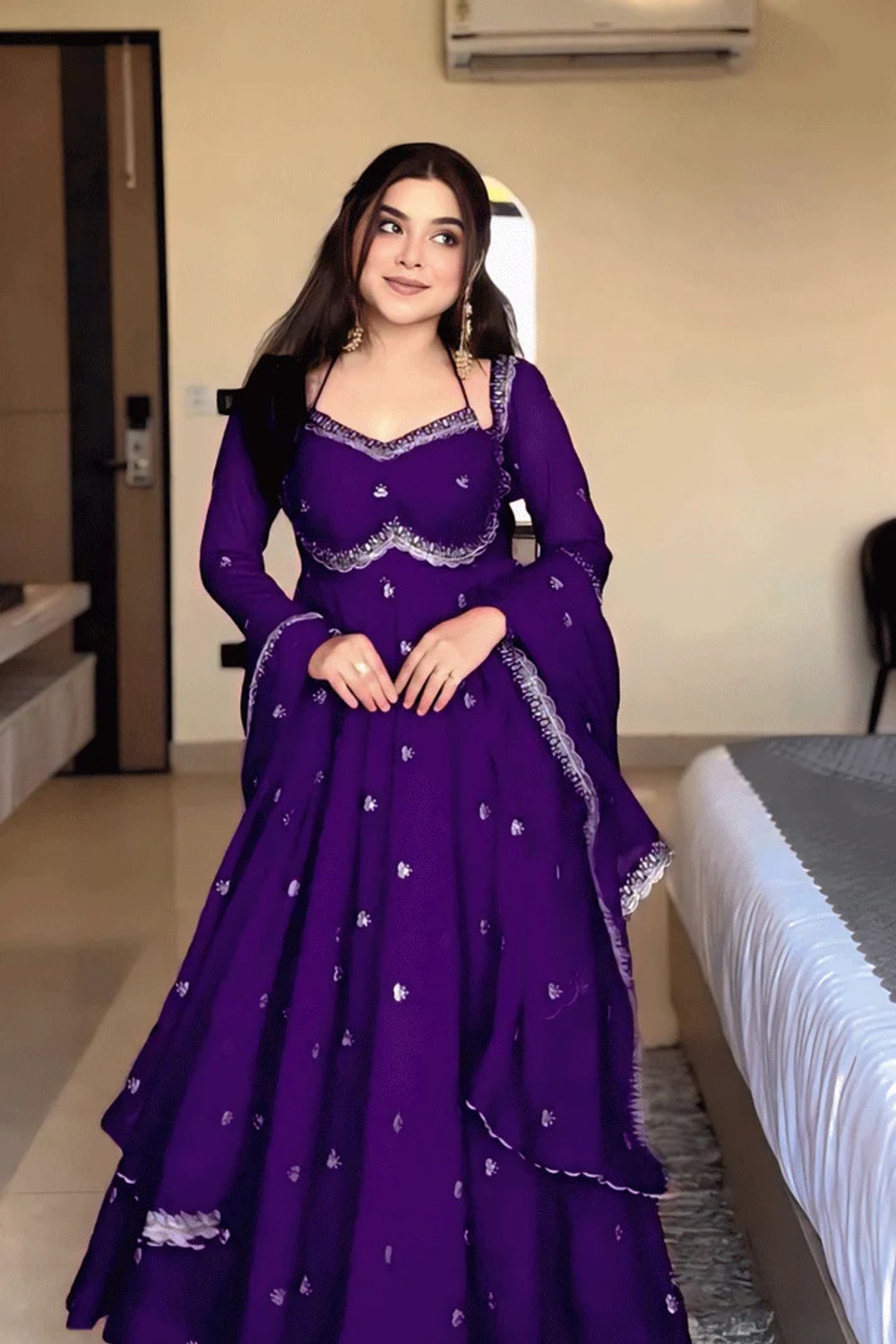 Image of GEDIYA ENTERPRISE Anarkali Gown