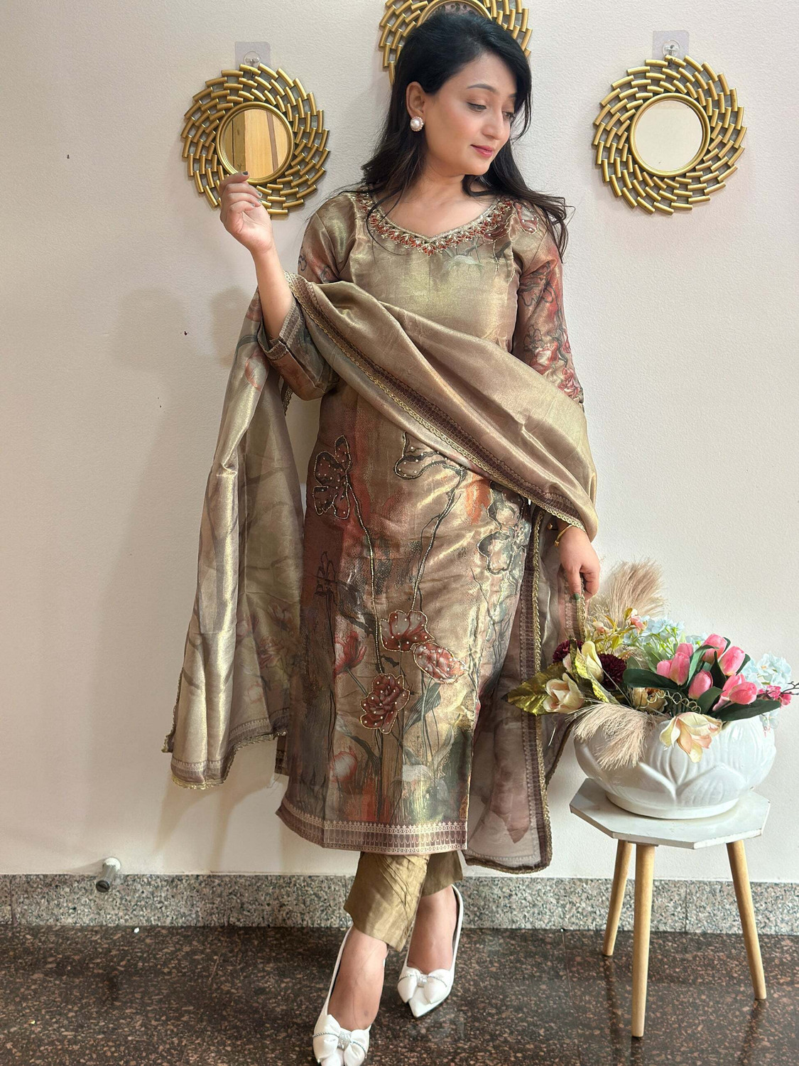 SHYAM Printed Kurta, Trouser/Pant & Dupatta Set