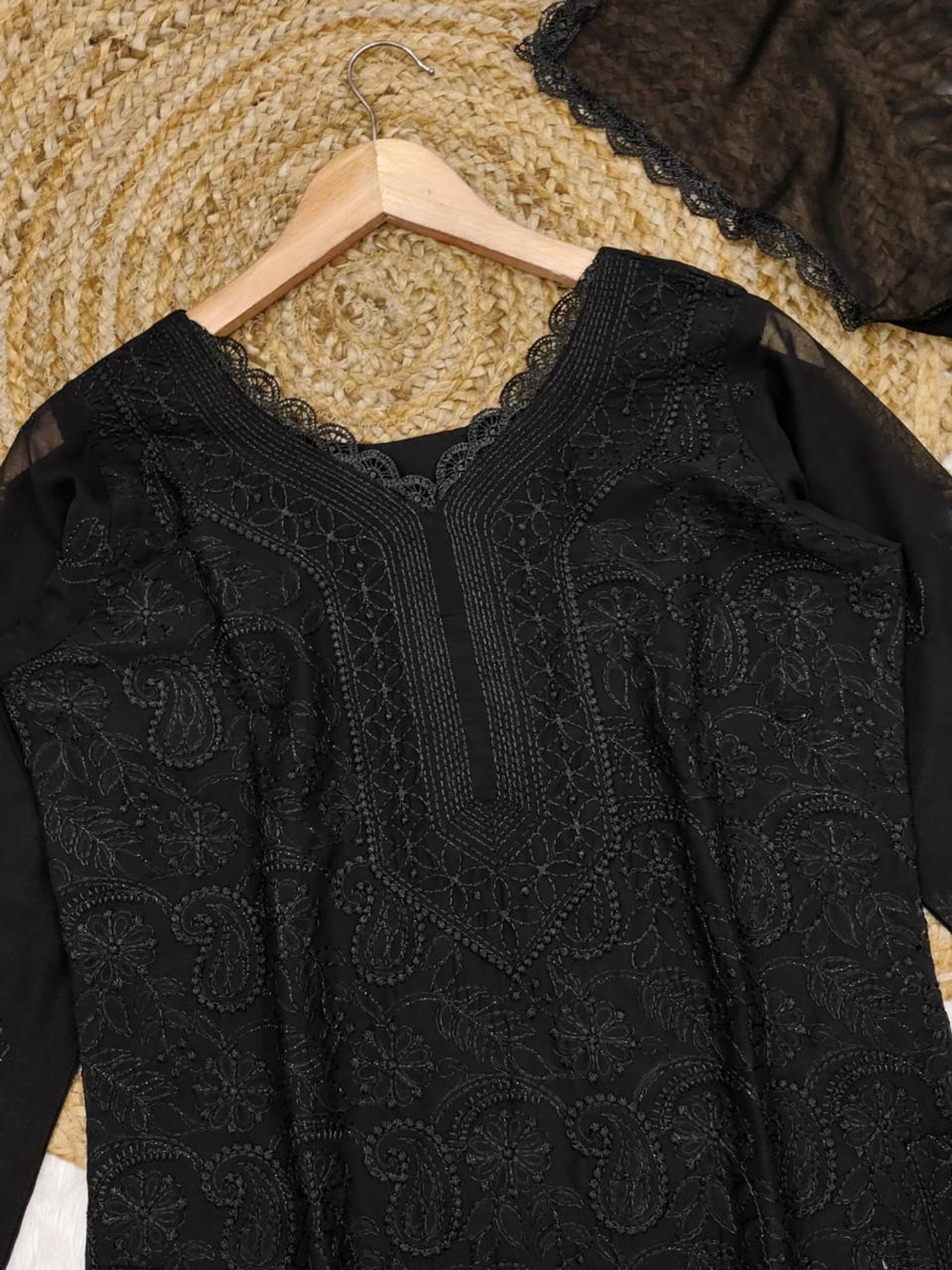 Image of GANESHAYKURTI Women Kurti Palazzo Dupatta Set