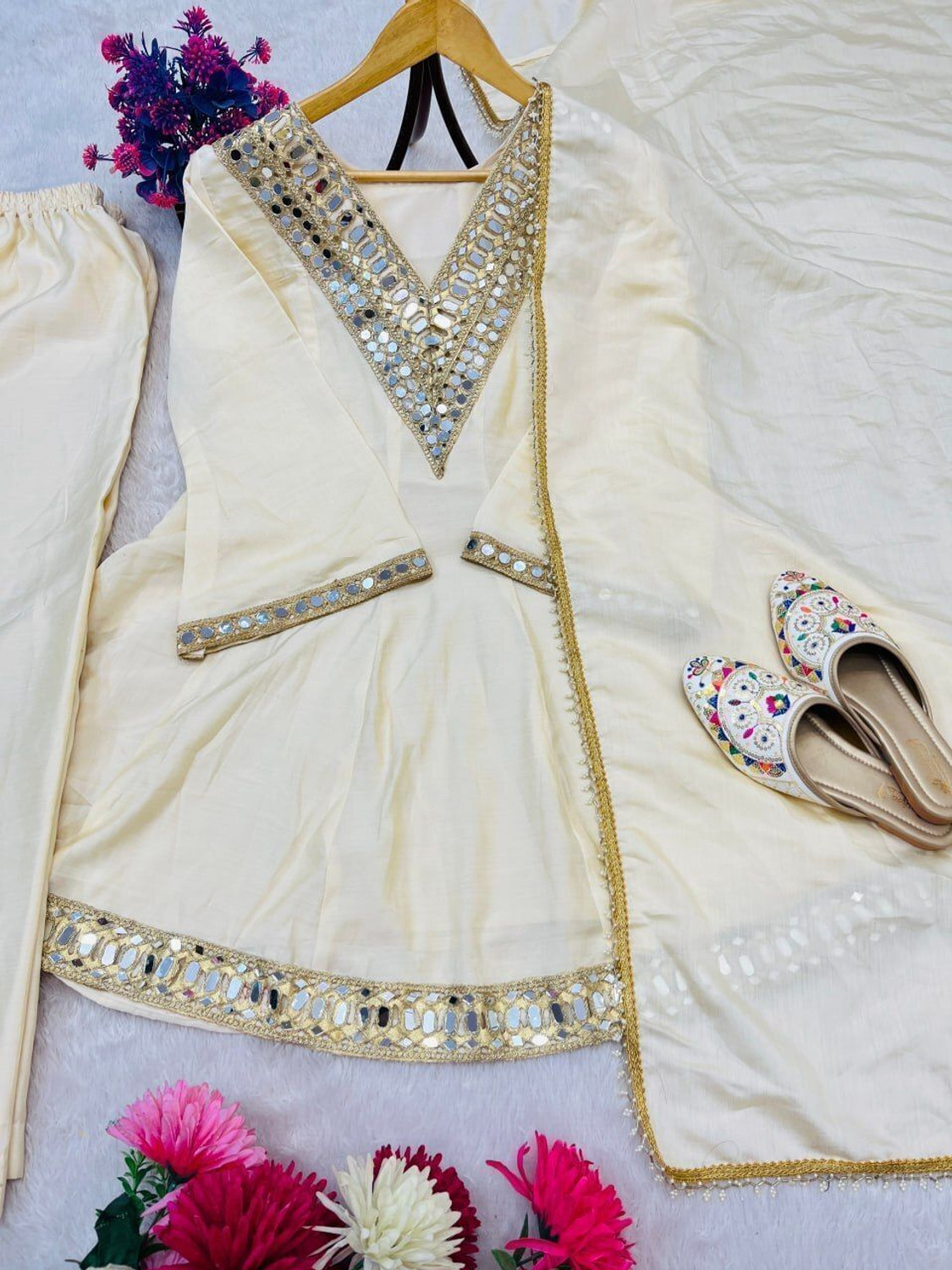 Image of SELLBOX Solid Kurta, Sharara & Dupatta Set