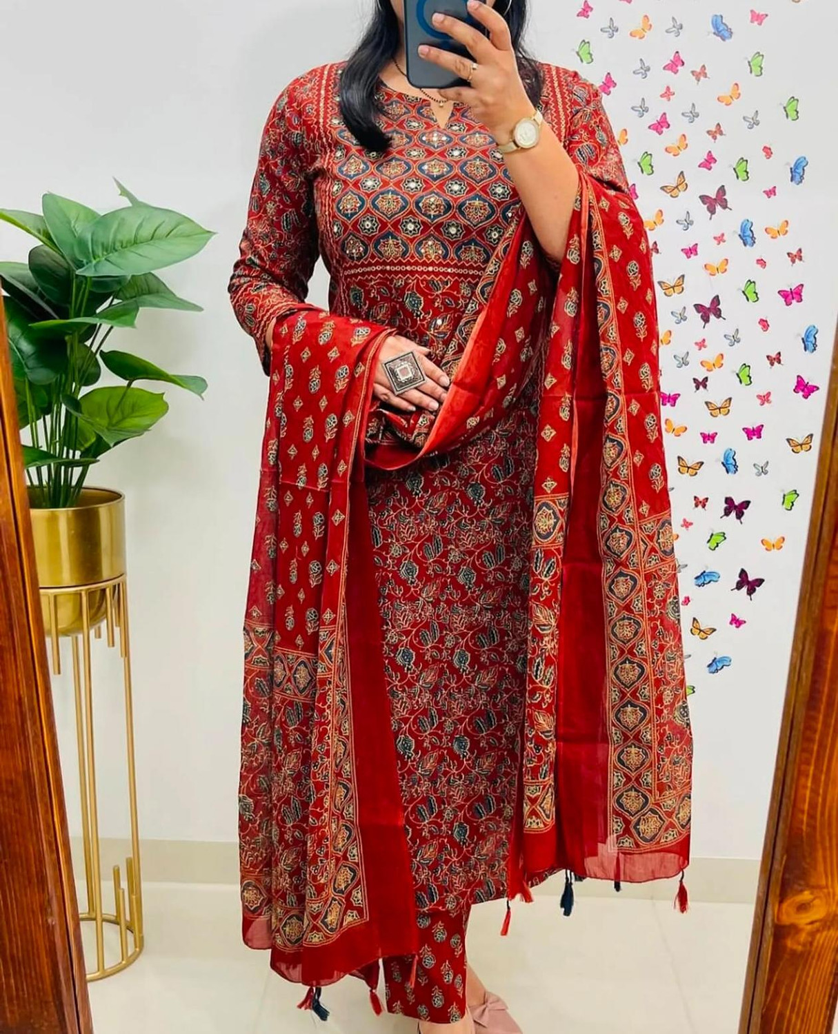 Image of RIVAA Women Kurti Pant Dupatta Set