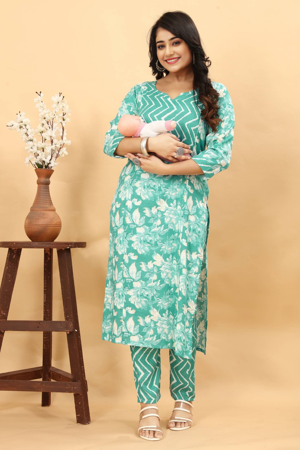 Image of Assume Fab Printed Kurta, Trouser /Pant & Dupatta Set