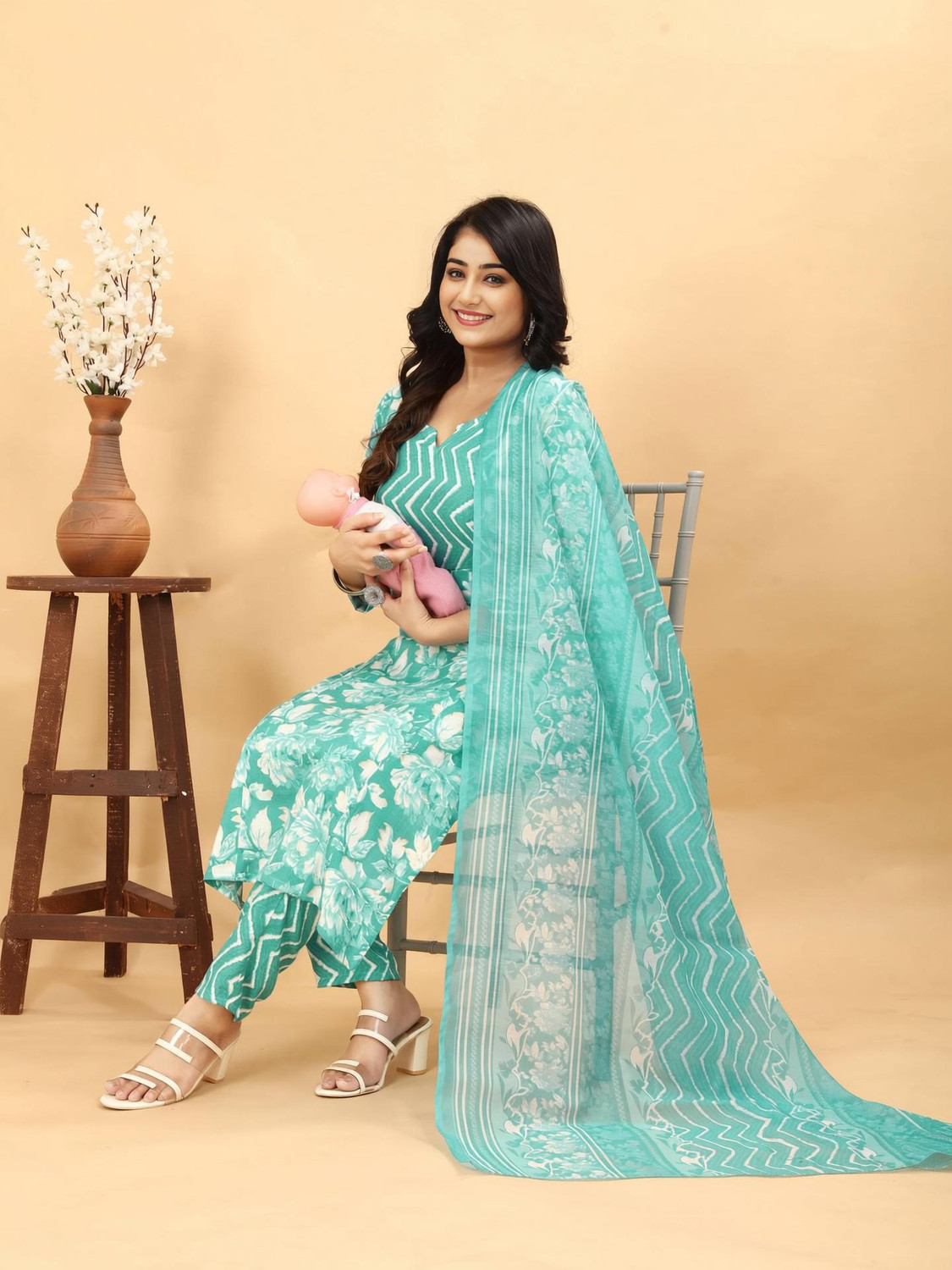 Image of Assume Fab Printed Kurta, Trouser /Pant & Dupatta Set