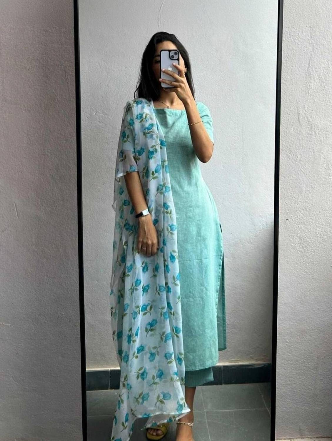Barth Solid Kurta, Salwar & Dupatta Set
