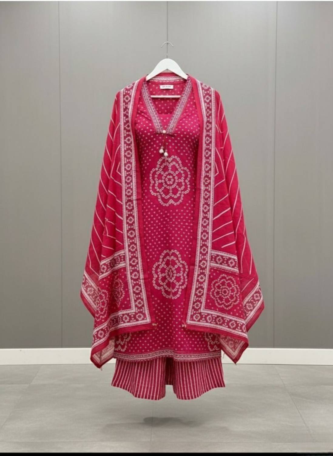 BNA BNAYA Printed Kurta, Trouser/Pant & Dupatta Set