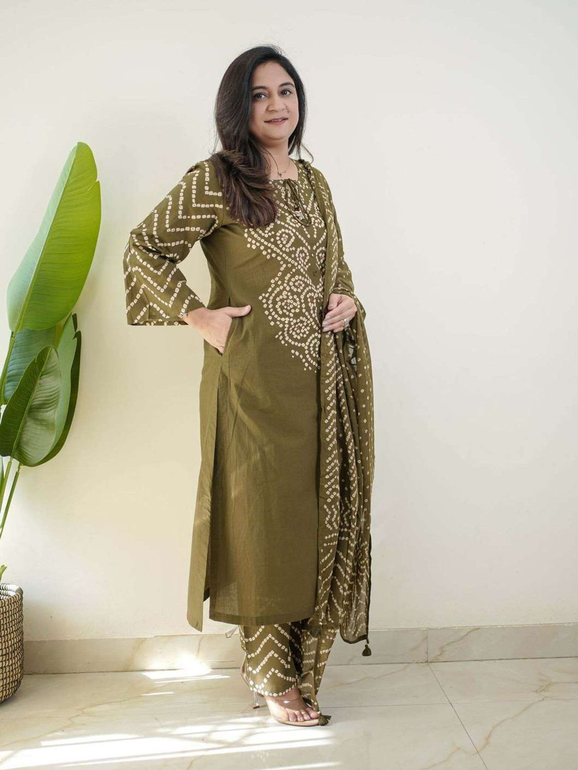 Image of BNA BNAYA Printed Kurta, Trouser /Pant & Dupatta Set