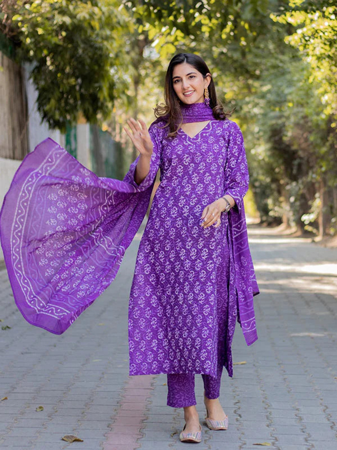 Image of NEW STYLISH Floral Print Kurta, Trouser /Pant & Dupatta Set