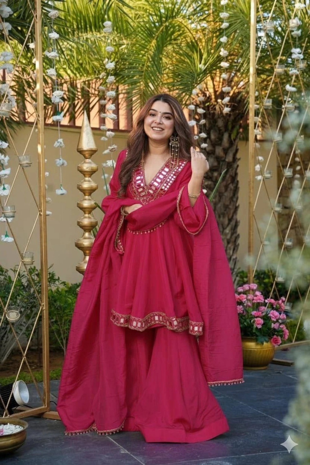 JAY ALKHDHNI TRENDZ Embellished Kurta, Sharara & Dupatta Set