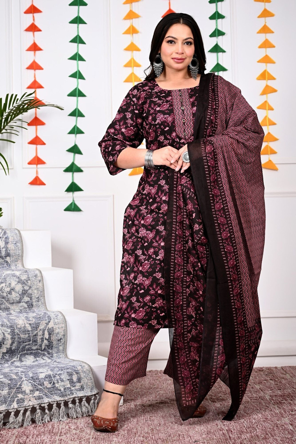 Image of Swasti Floral Print Kurta, Trouser /Pant & Dupatta Set