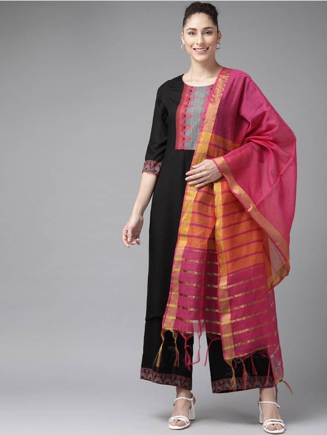 AnAdhTex Solid Kurta, Palazzo & Dupatta Set
