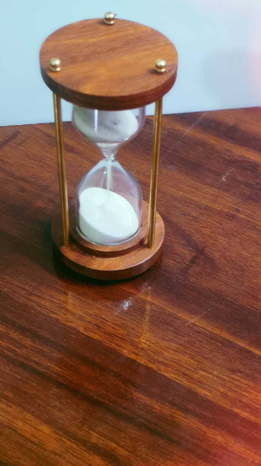 junaiddrawing 9 Sand Clock Beige - Image 1