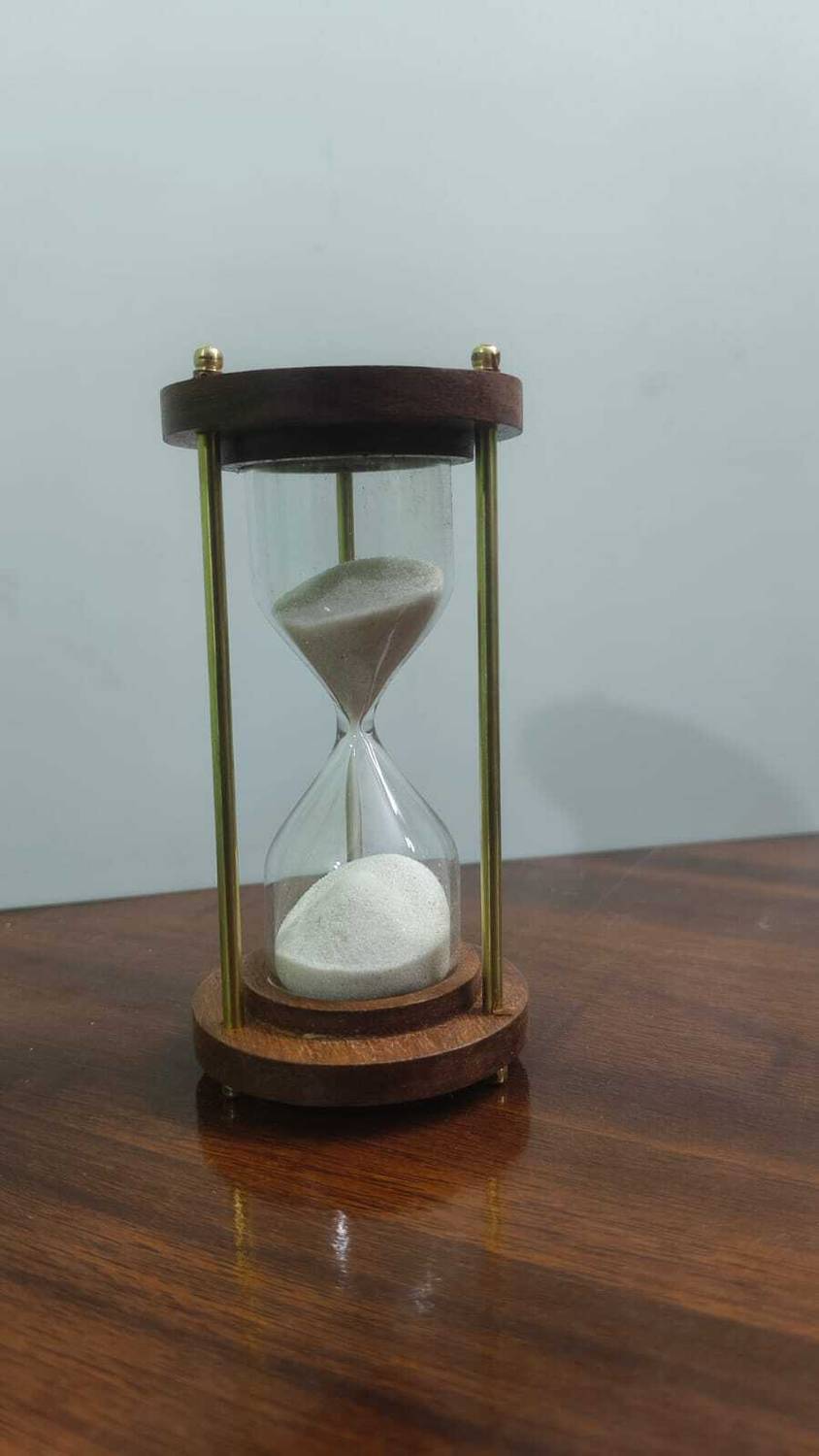 junaiddrawing 9 Sand Clock Beige - Image 2