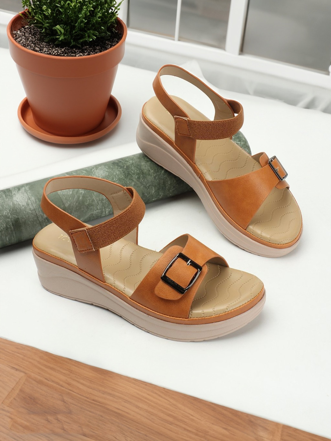Image of ICONICS Women Wedges