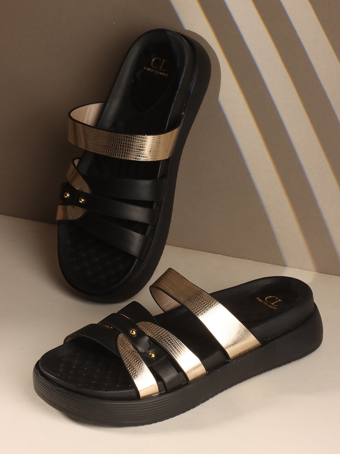 Image of CARLTON LONDON Women Women's Textured Platform Sandals Casual Sandal (Black, 3)