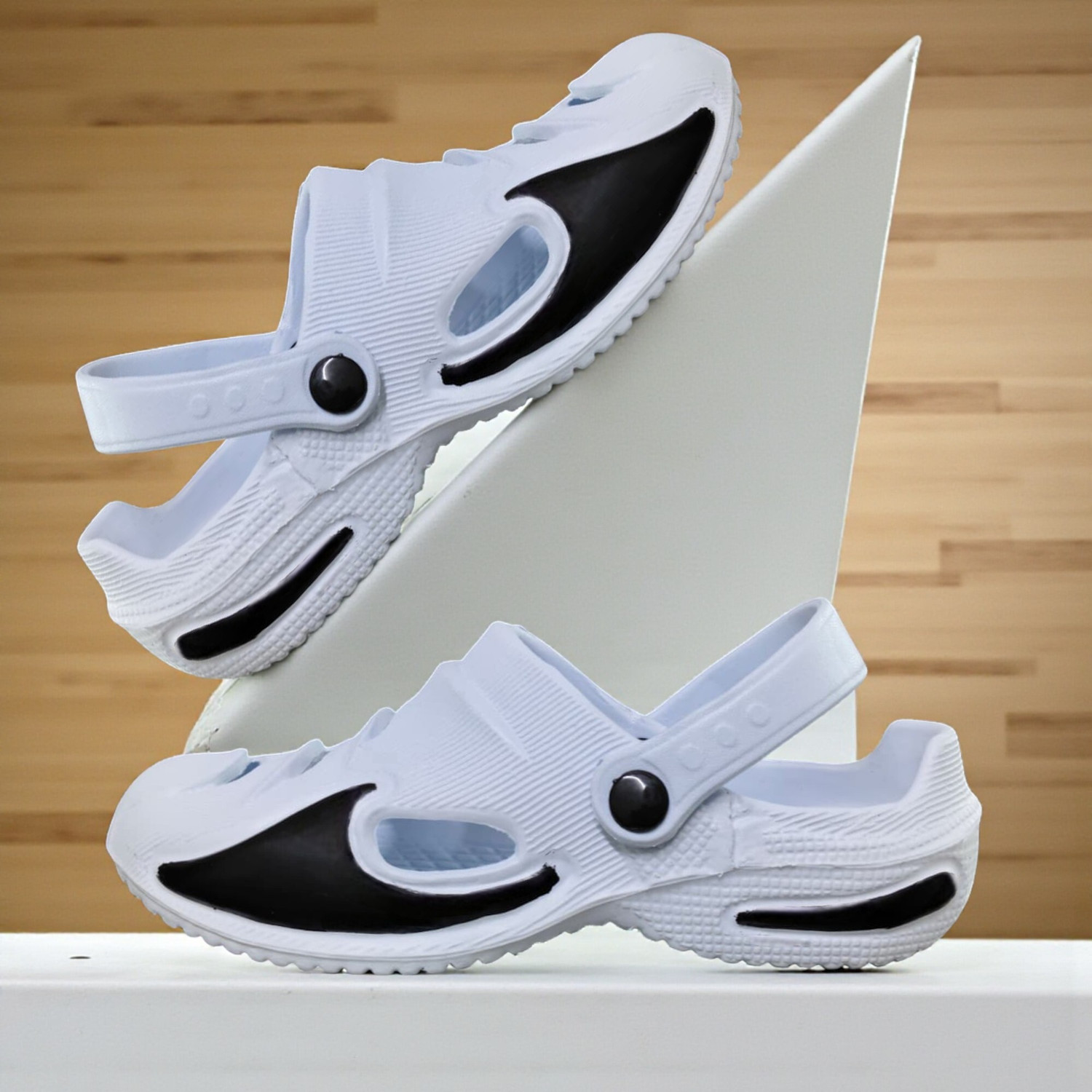 Image of AARJU Men Clogs