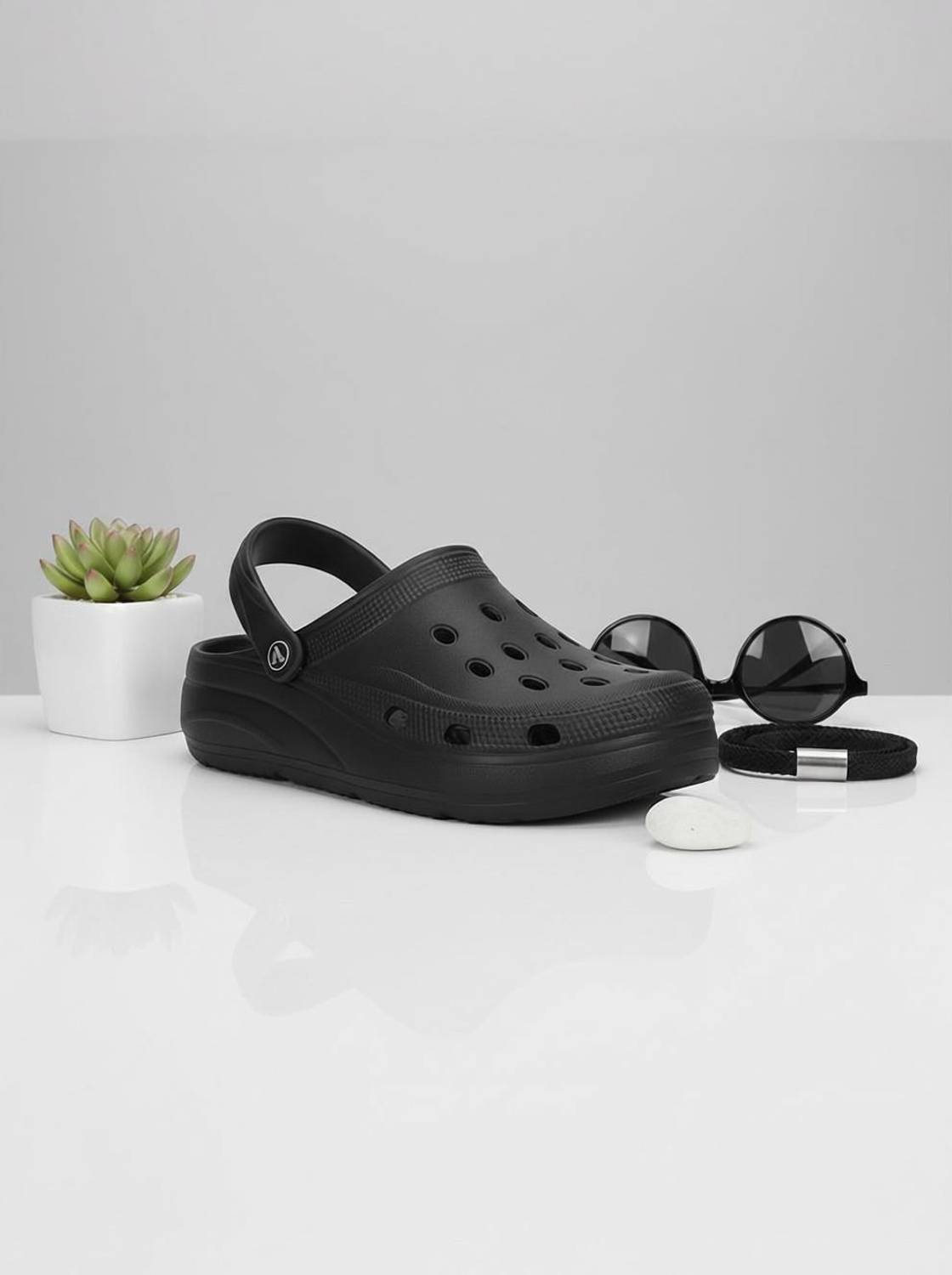 Aqualite Men Clogs Black