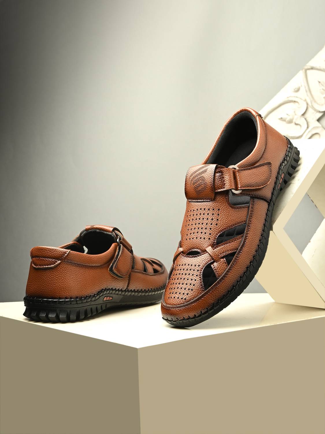 Bucik BCK8035 Lightweight Casual Soft Cushion Comfort Easy Solid Velcro Men Sandals