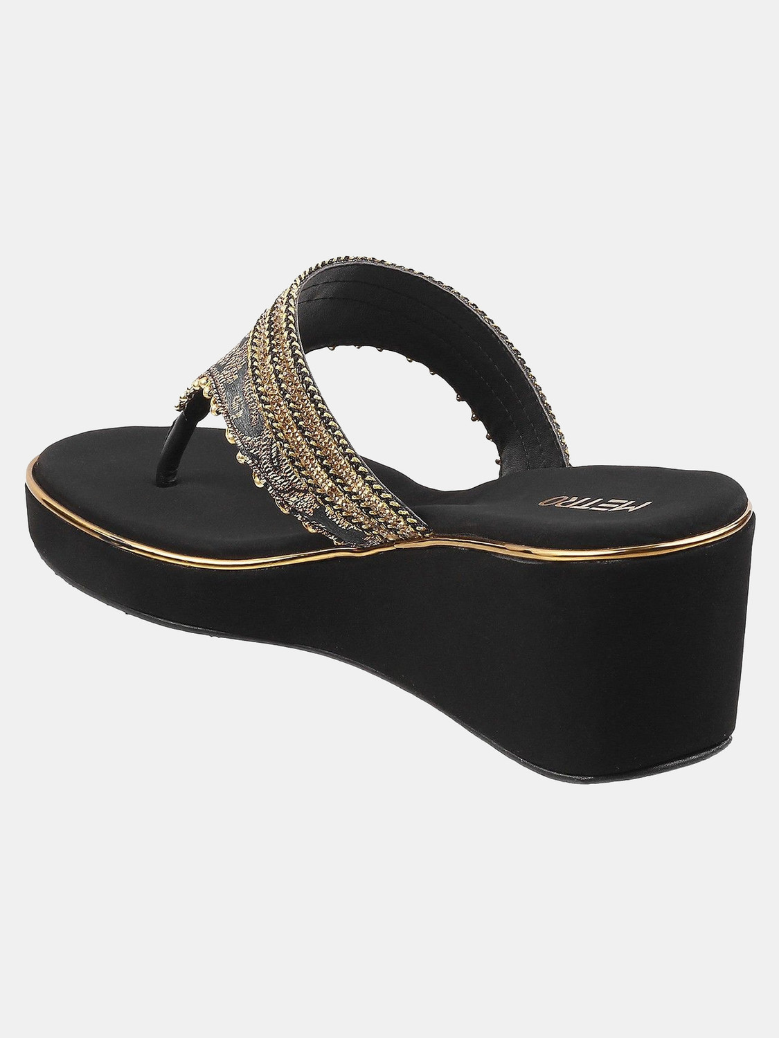Image of METRO Women Wedges Sandal (Black, 7)