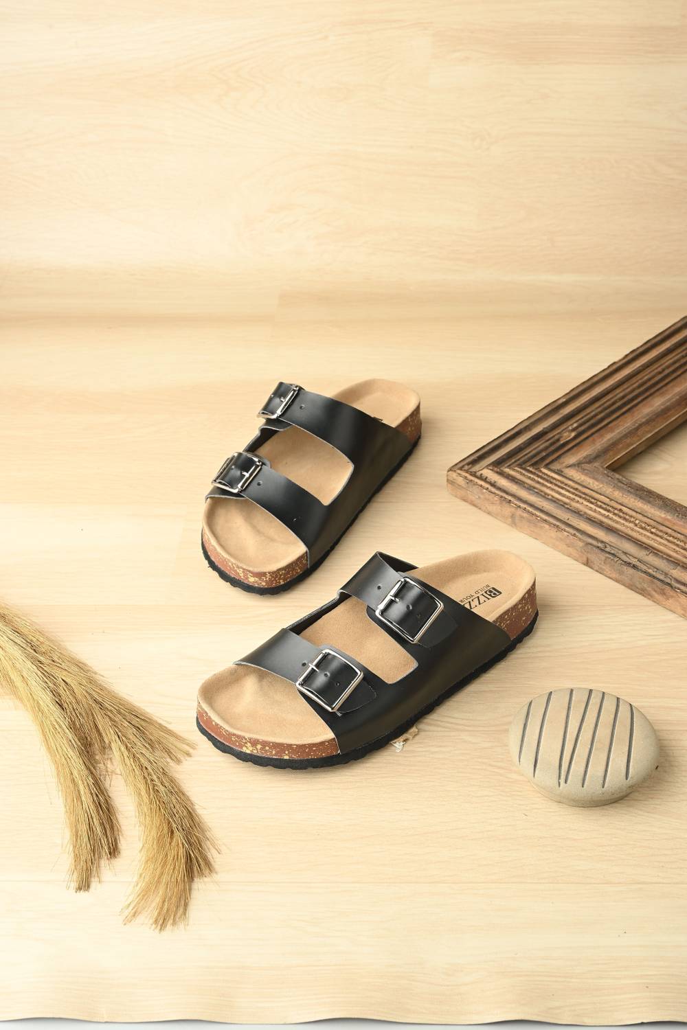 Bizzaro BZ401 Lightweight Casual Soft Cushion Comfort Easy Solid Buckle Women Casual
