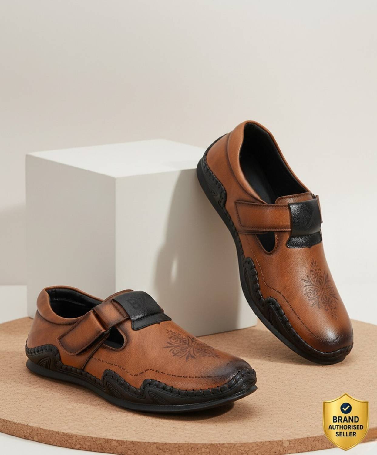 BELTRIX Men Sandals