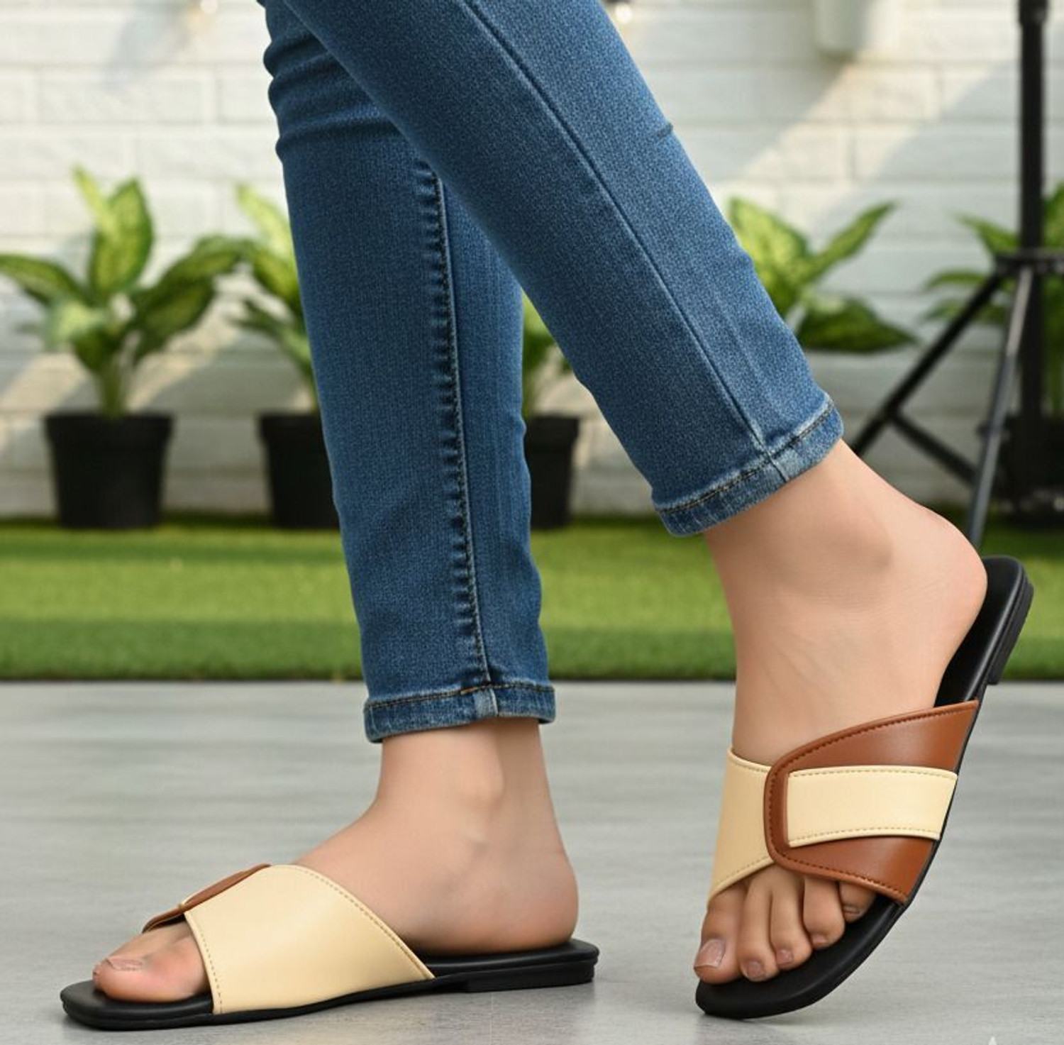 Image of Muzem Women Flats Sandal (Beige, Brown, 7)