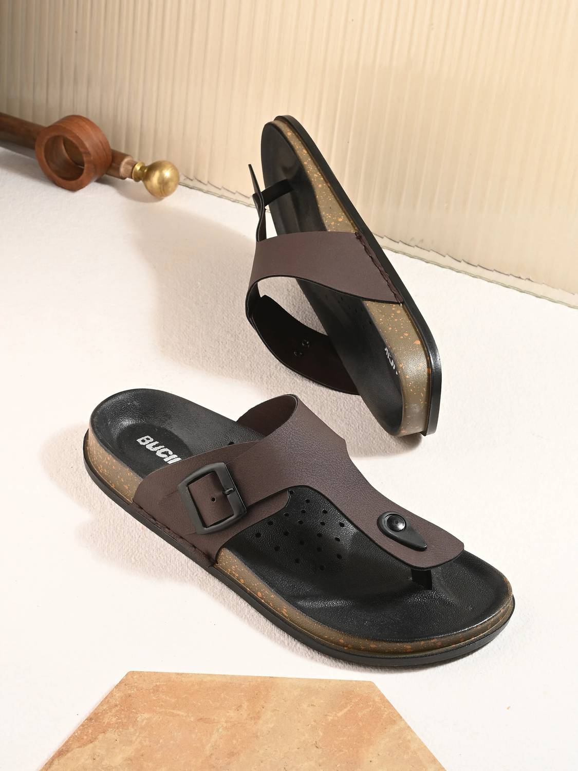 Bucik BCK10189 Lightweight Casual Soft Cushion Comfort Easy Solid Buckle Men Casual