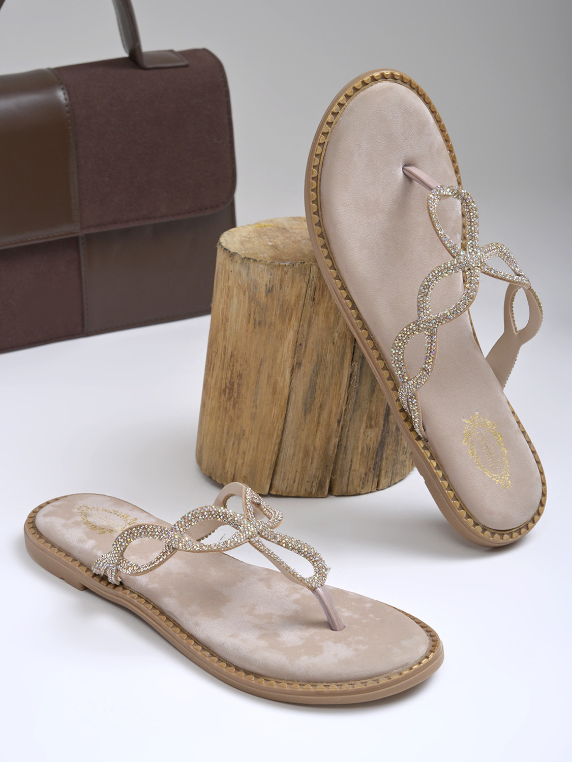 SHOETOPIA Women Flats