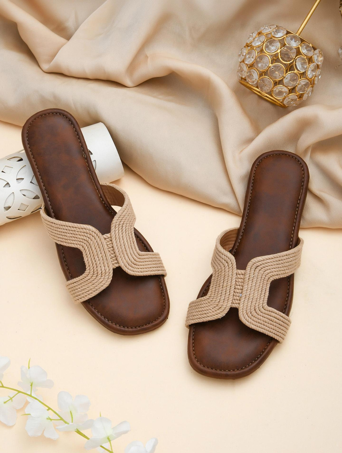 Image of AMAZING TRADERS Women Flats