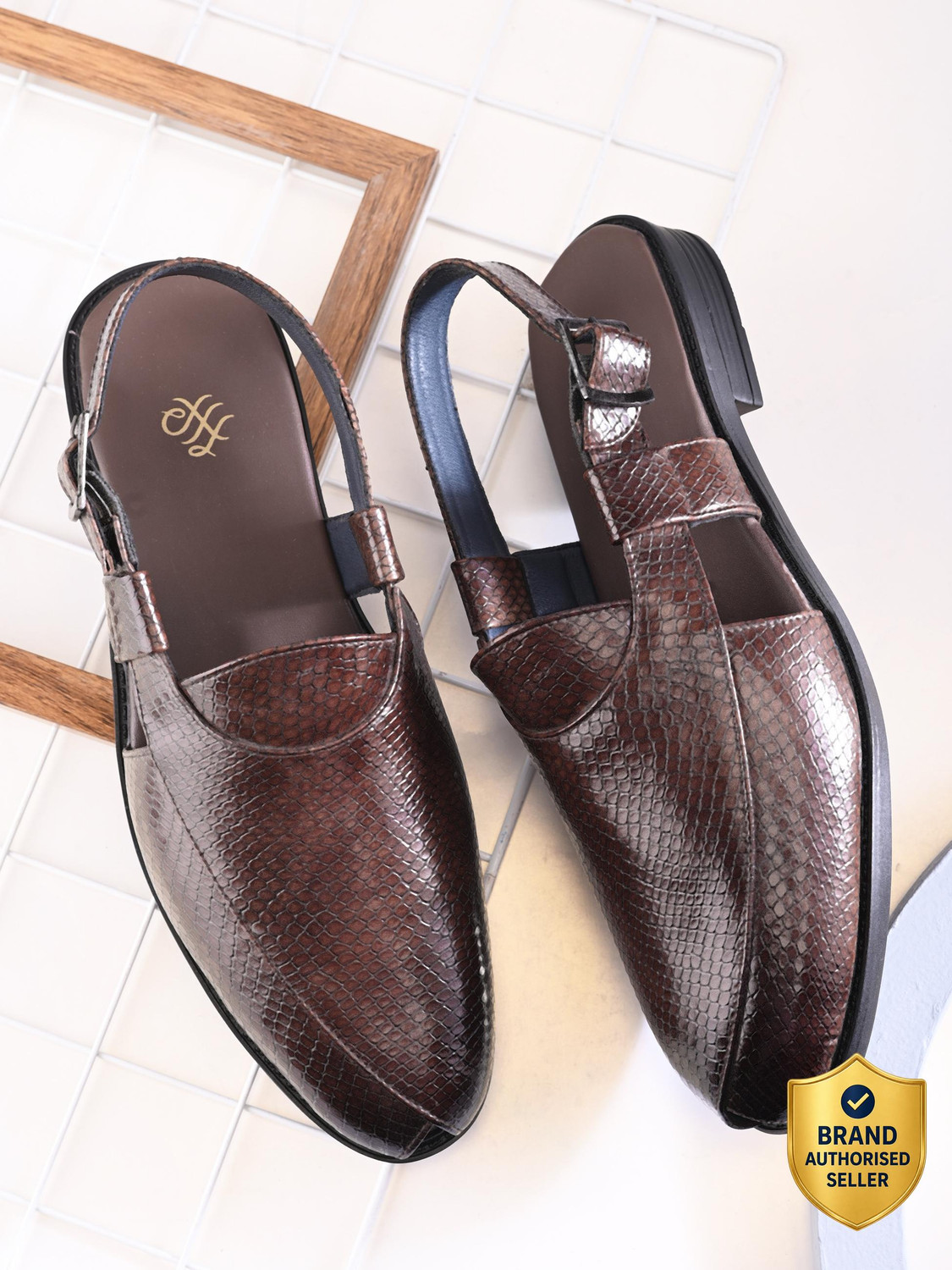 Image of House of Pataudi Men Sandals