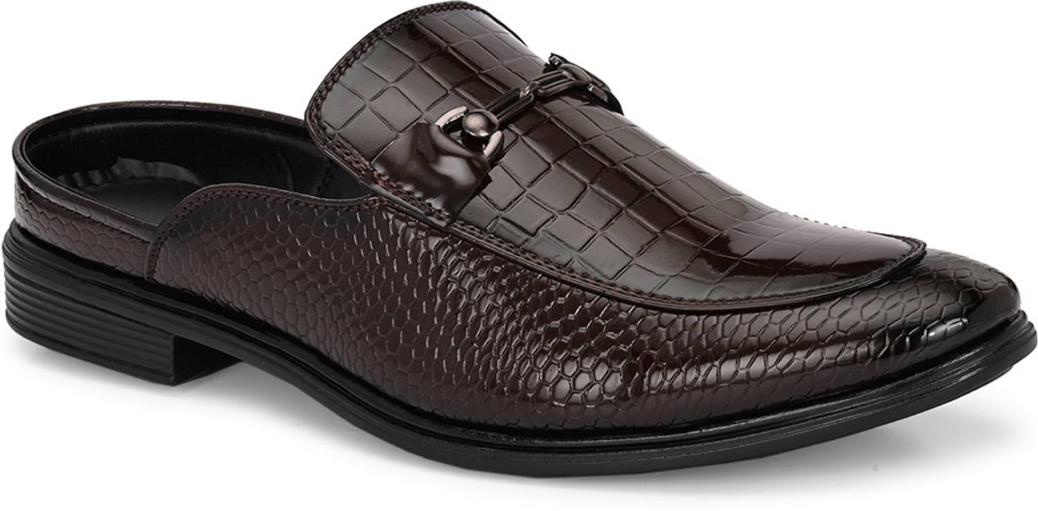 MACTREE Men Brown Sandals - Image 3