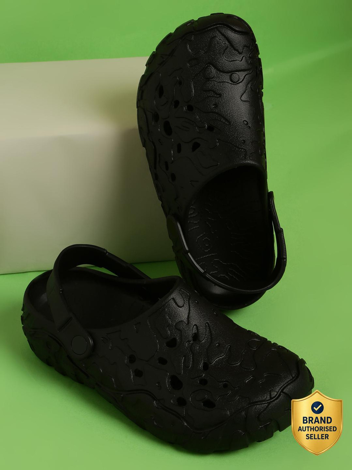Image of Roadster Men Clogs
