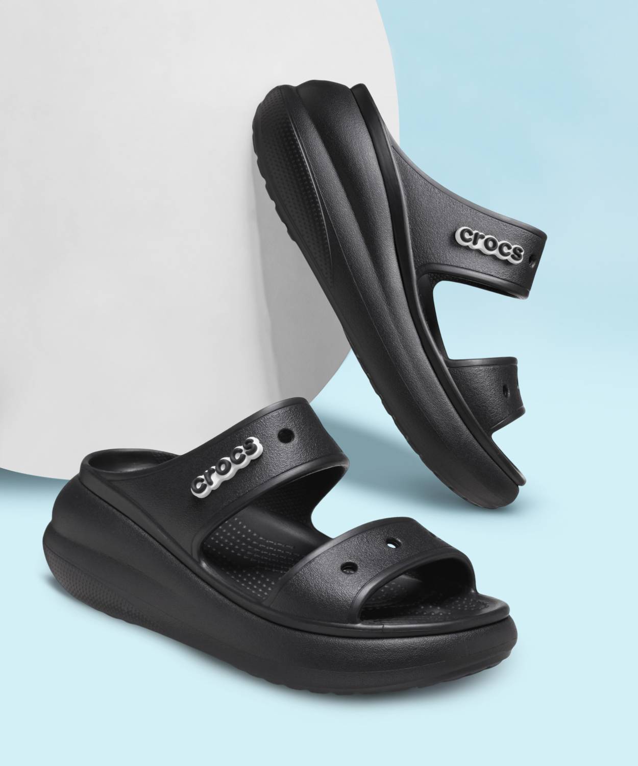 CROCS Unisex Classic Clogs Sandal (Black , 8 UK/India)