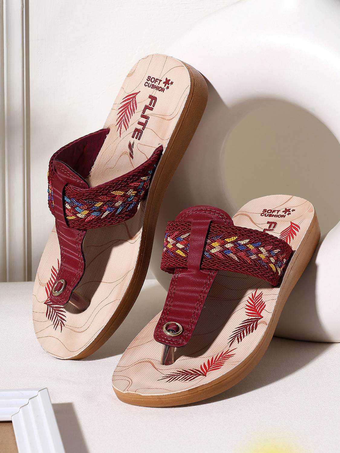 FLITE Women Flats Sandal (Maroon , 4)