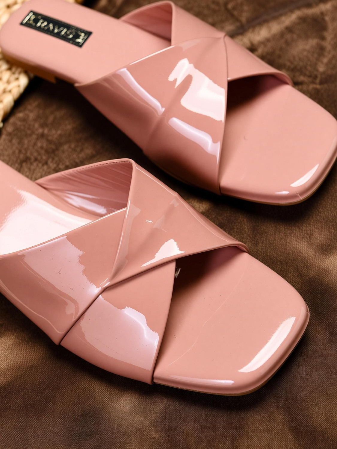 Image of RAVIS Women Flats