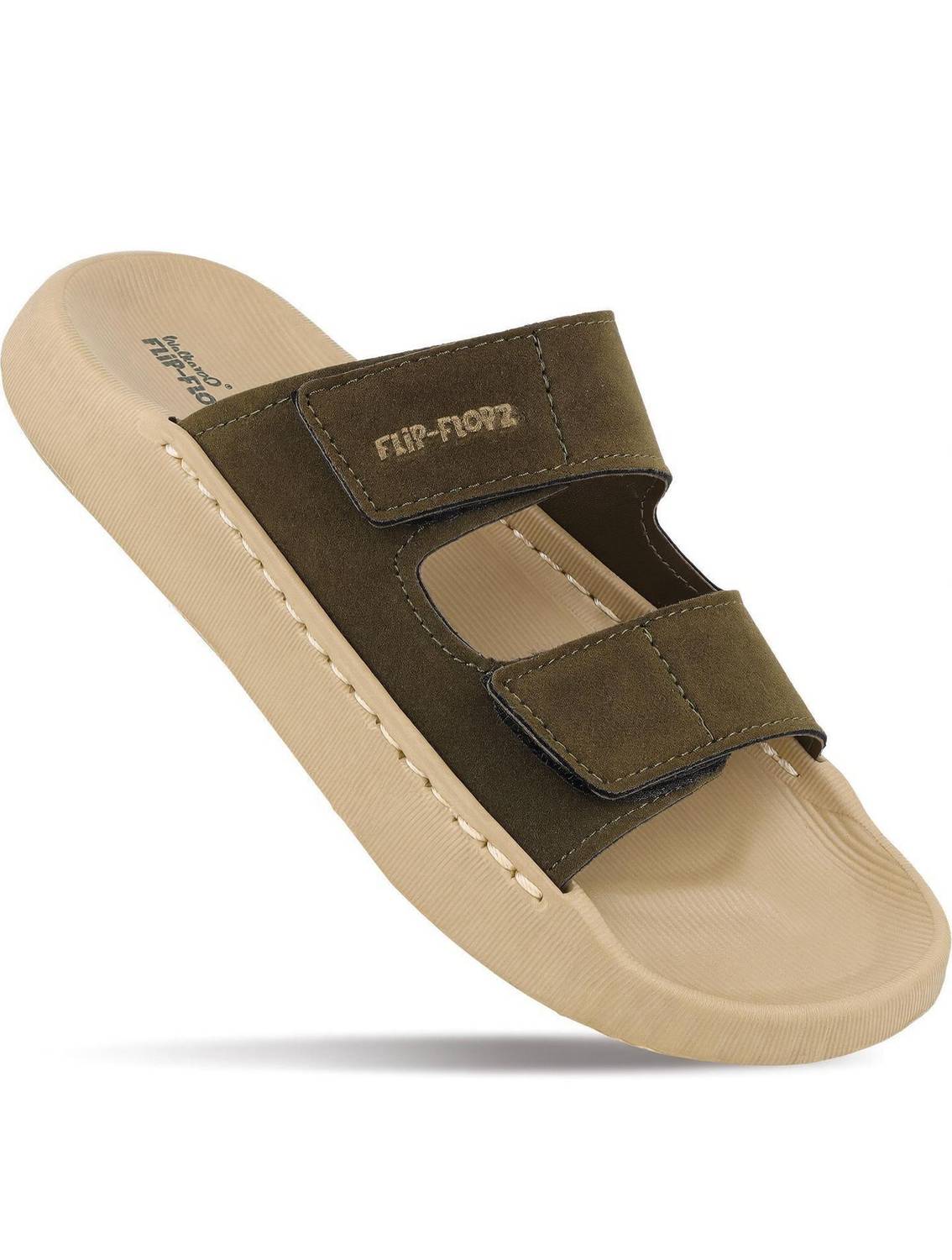 WALKAROO Men Green Sandals