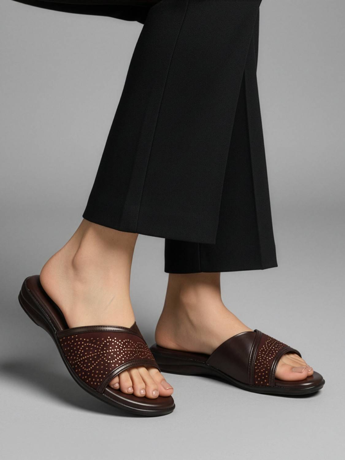 Image of KILLER Women Flats Sandal (Brown, 4)