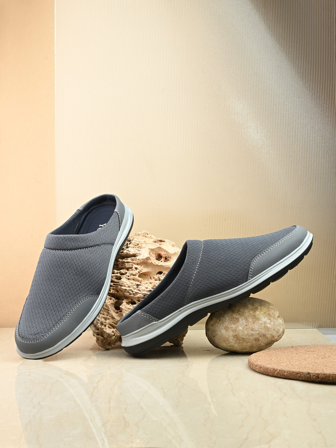Image of YOU LIKE Men Slippers (Grey, 10)