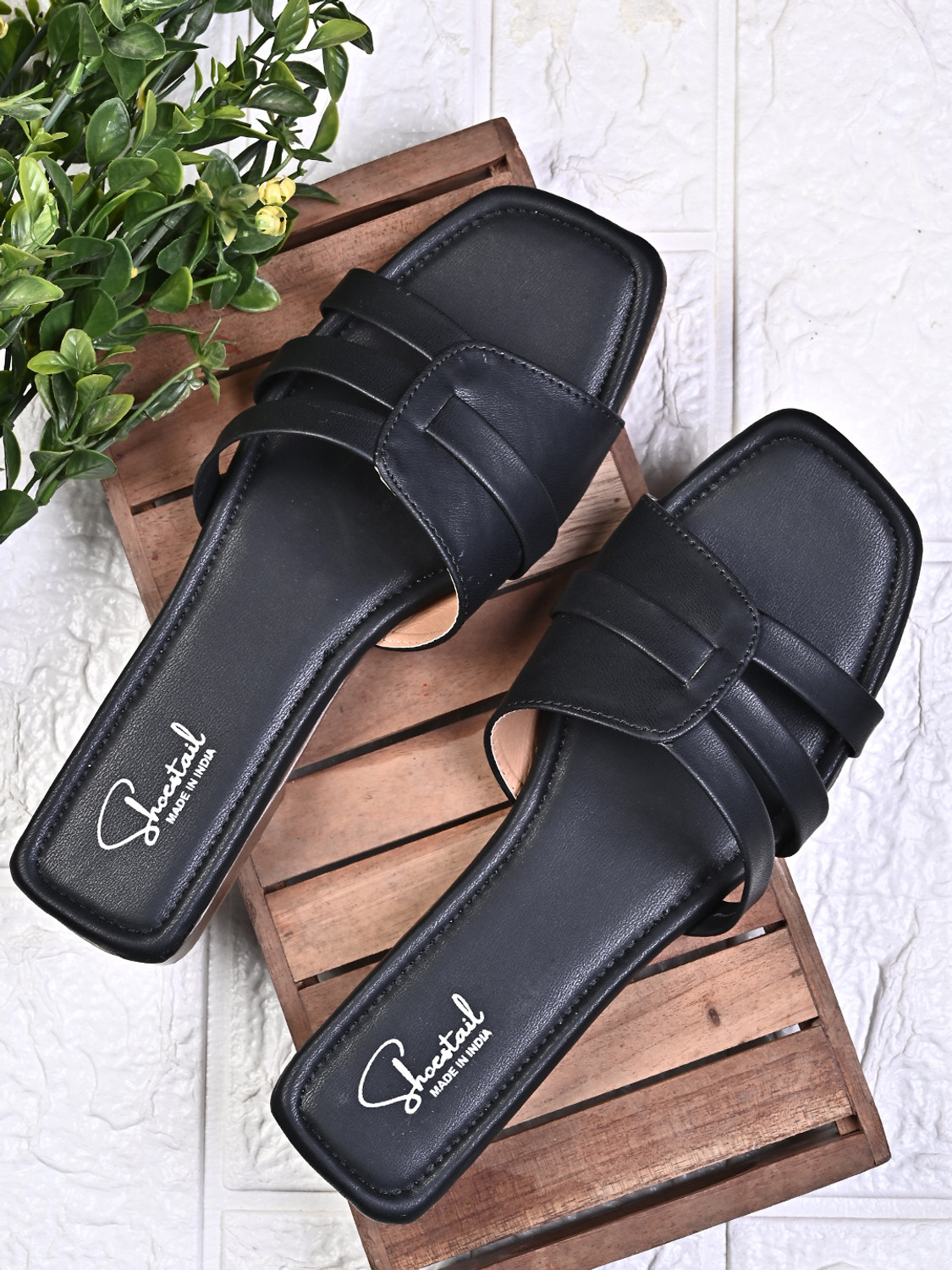 Image of Shoestail Women Flats