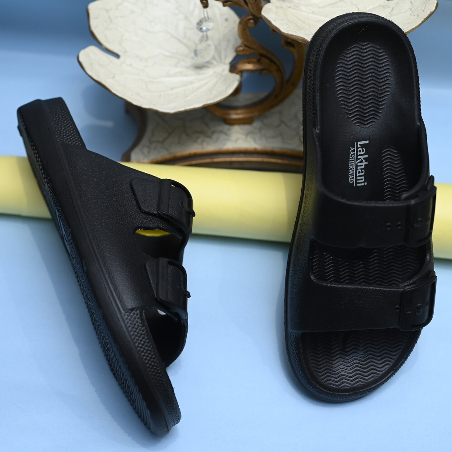 Image of Lakhani Aashirwad Men Sandals