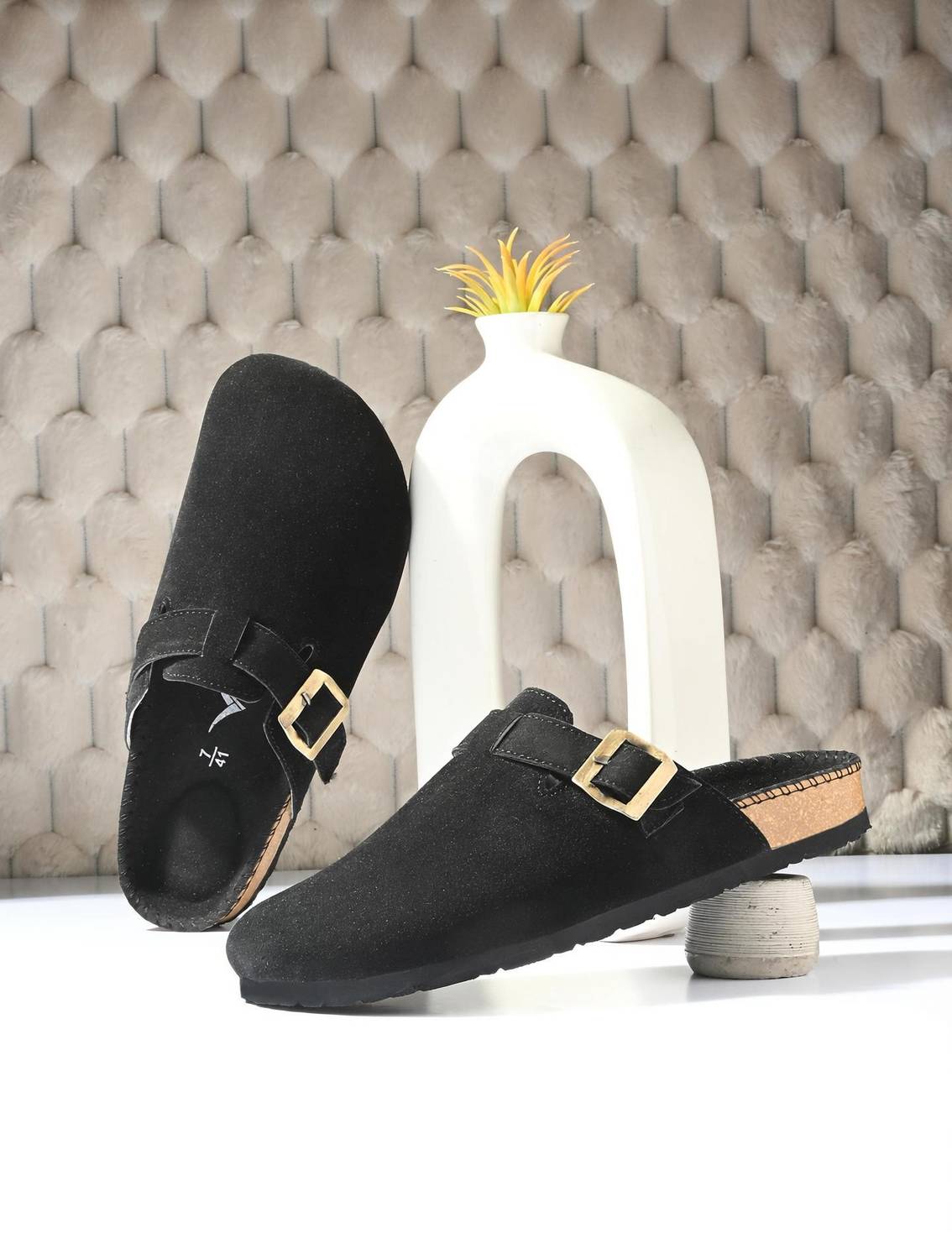 Vellinto Men Gray Flats - Image 1