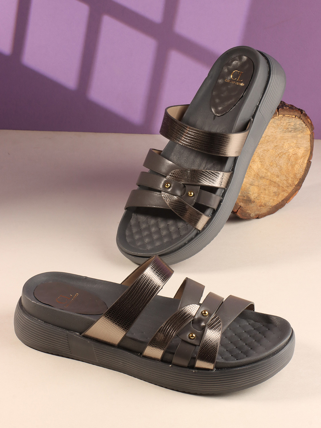 Image of CARLTON LONDON Women Women's Textured Platform Sandals Casual Sandal (Grey, 3)