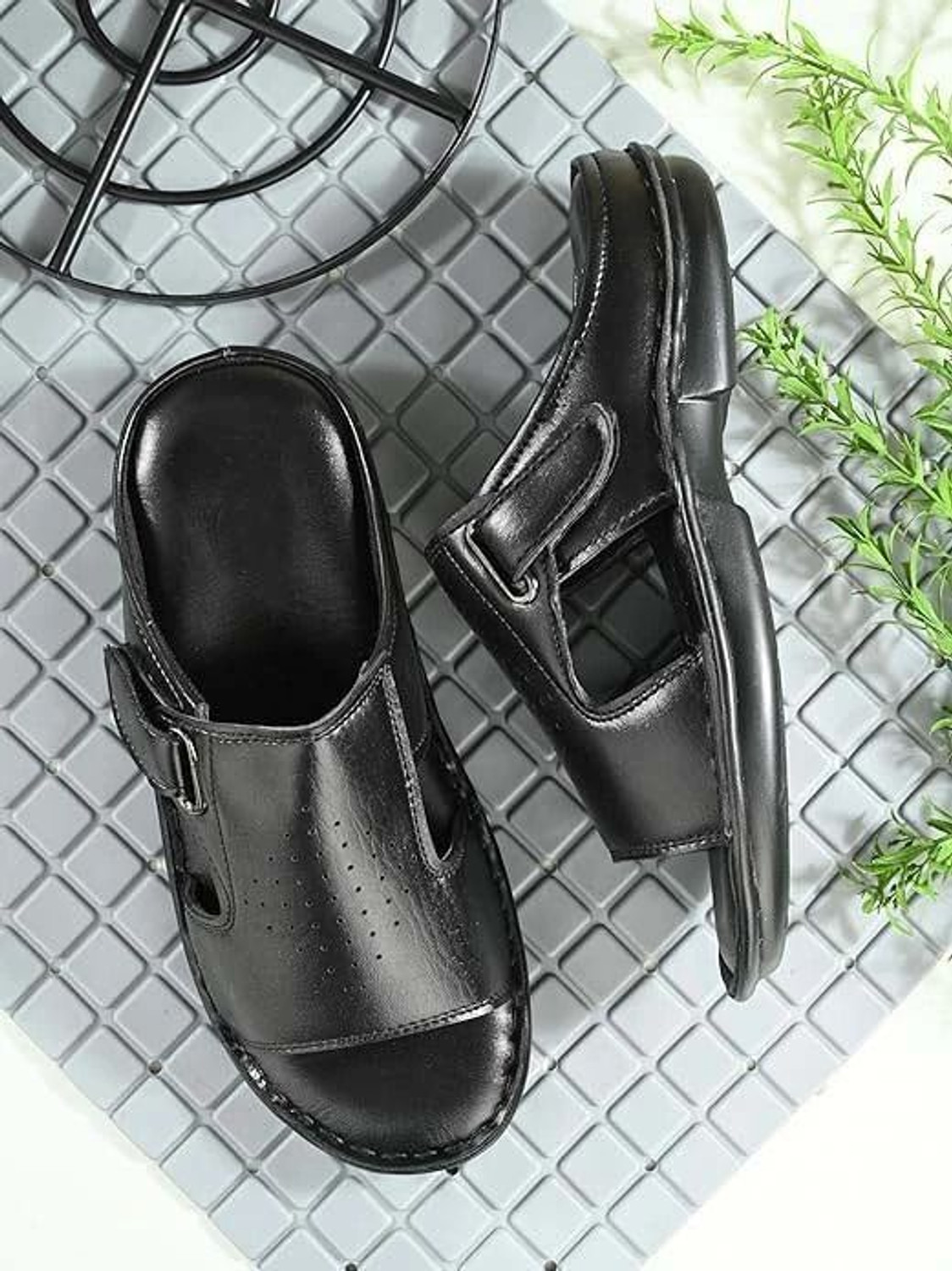 Image of Wakins Men Sandals