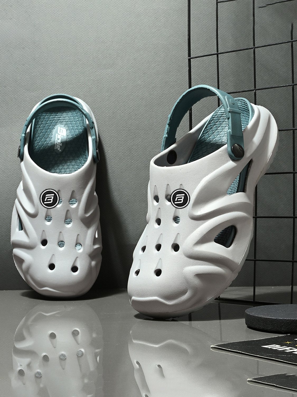 Image of Birde Men Clogs