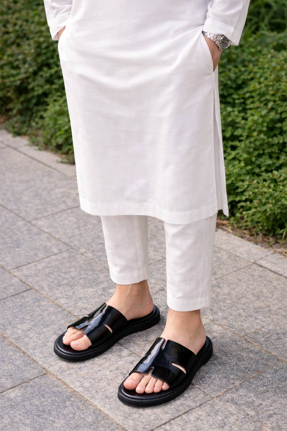 LEE NISE Men Black Sandals - Image 3