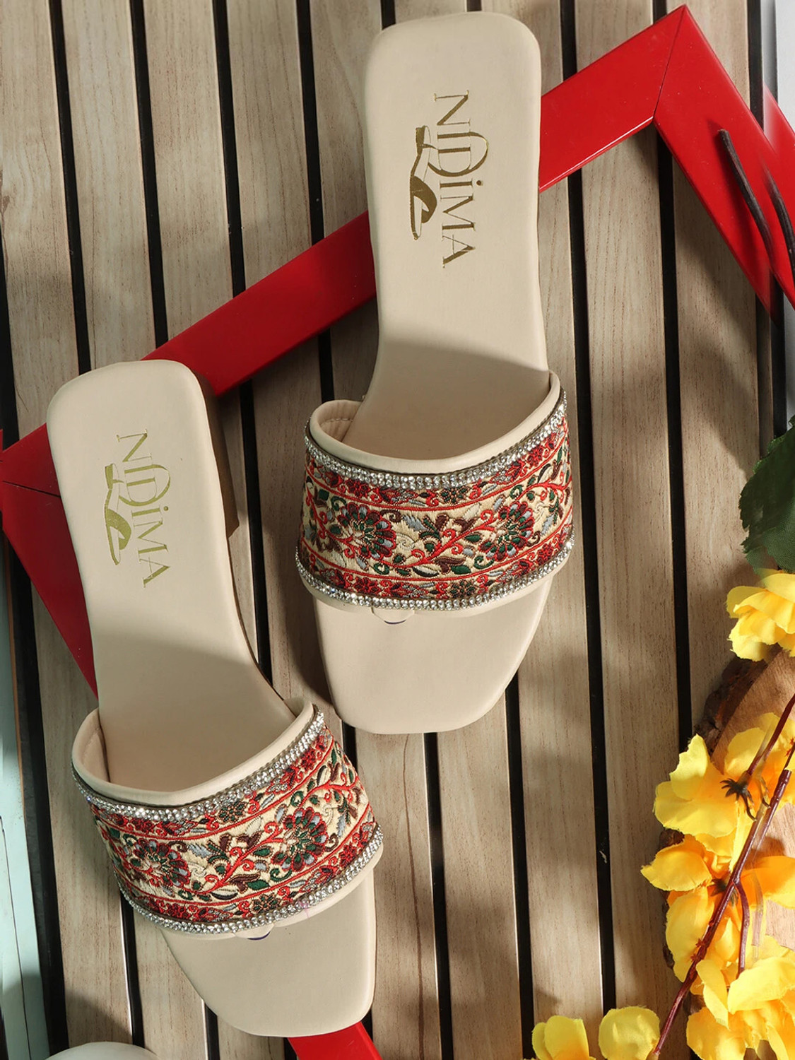 Image of NIDIMA Women Flats